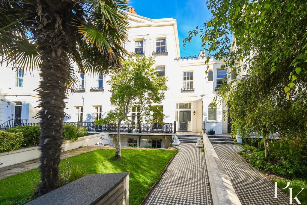 22a Montpelier Cresent, BN1 (23).jpg