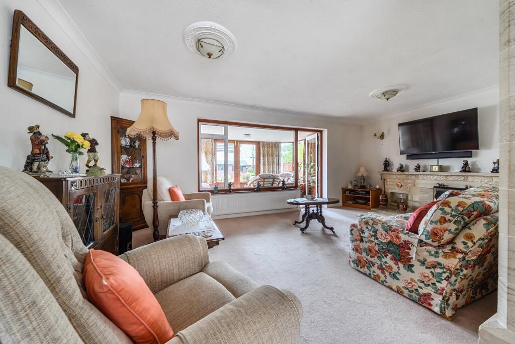 1370261-14-68f626faa0041