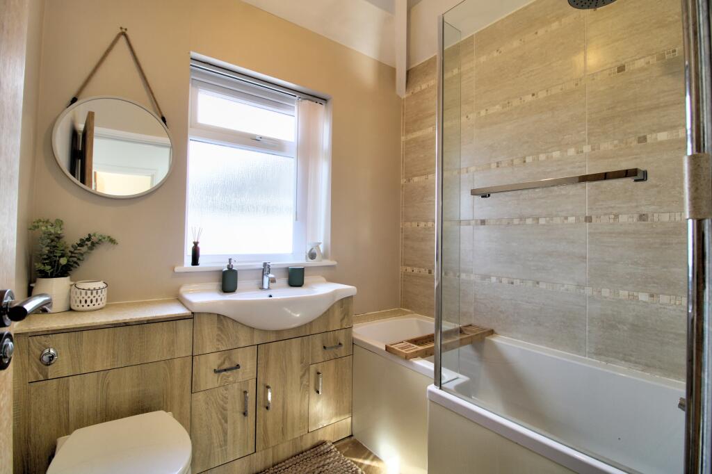 IMG_9813_4_5_Interior 4