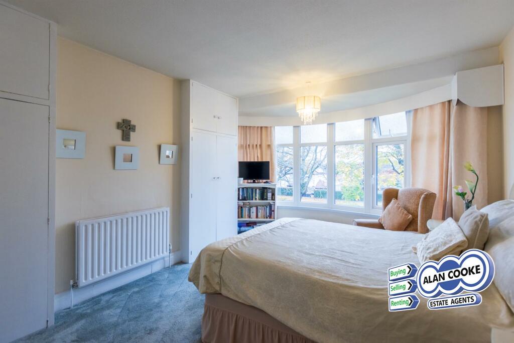 BEDROOM 1