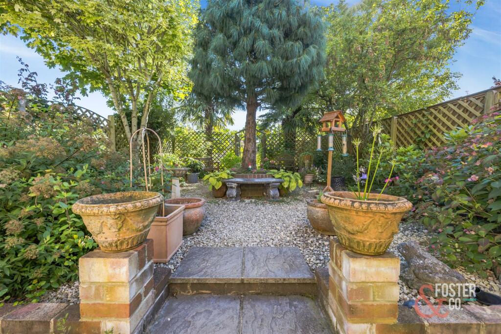 London Road - Foster &amp; Co-13.JPG