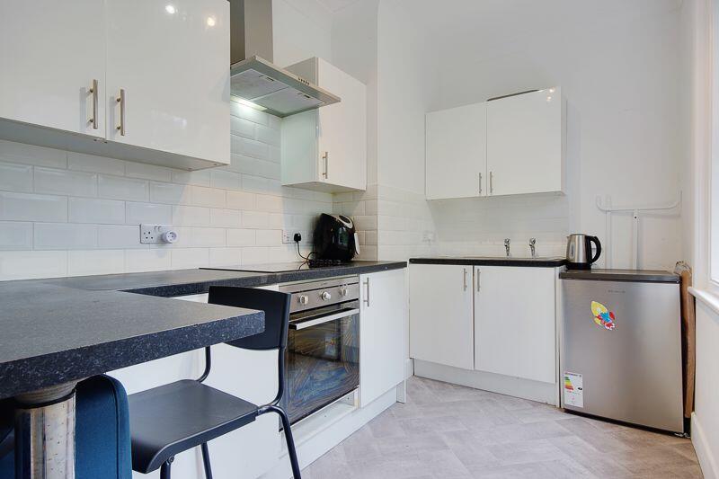 Kitchen/Breakfast Area