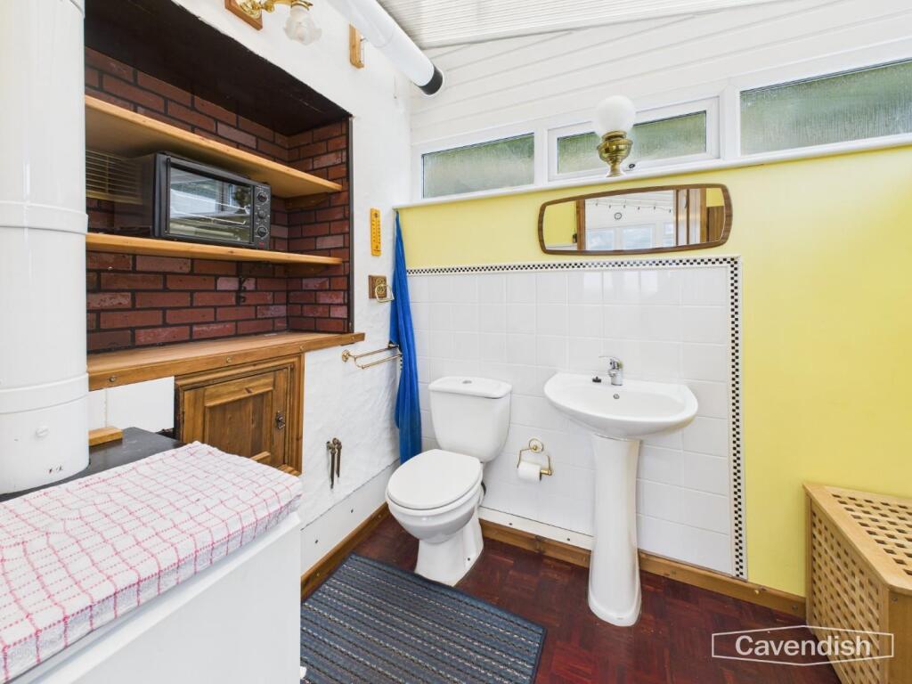 DOWNSTAIRS WC
