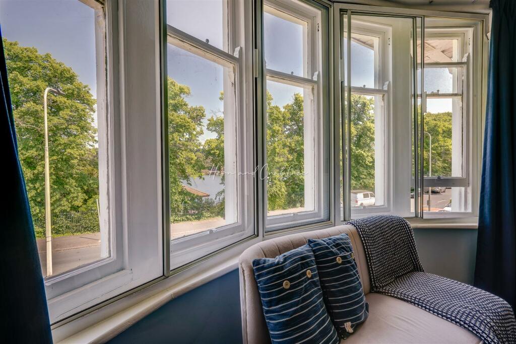 Lake Road West, Roath Park, HernCrabtree (7).jpg