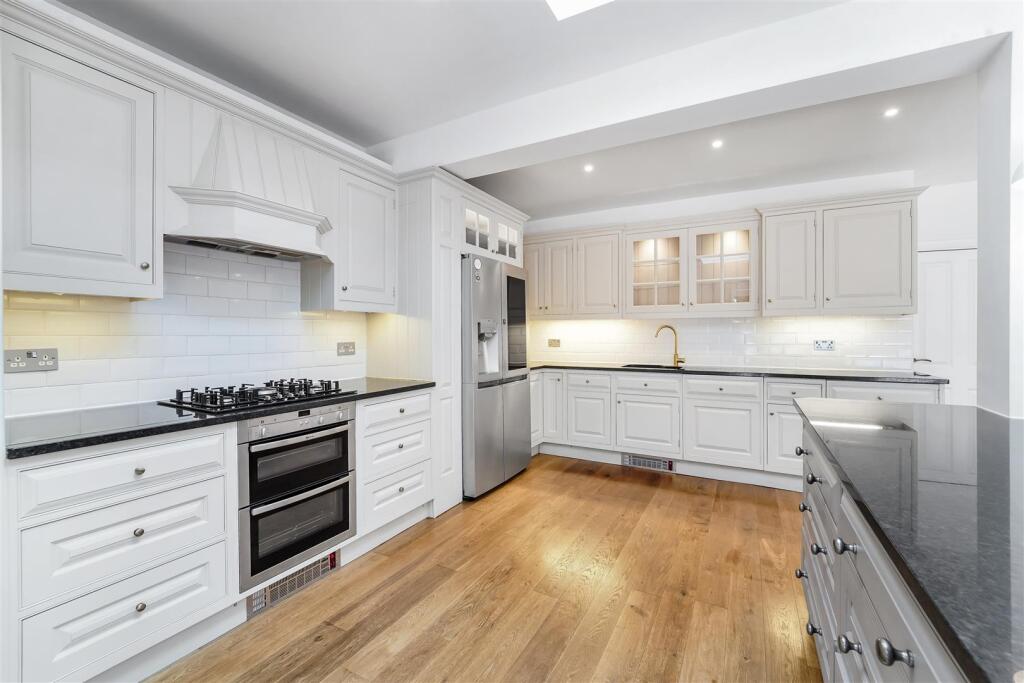 CLARENCE ROAD (2).jpg