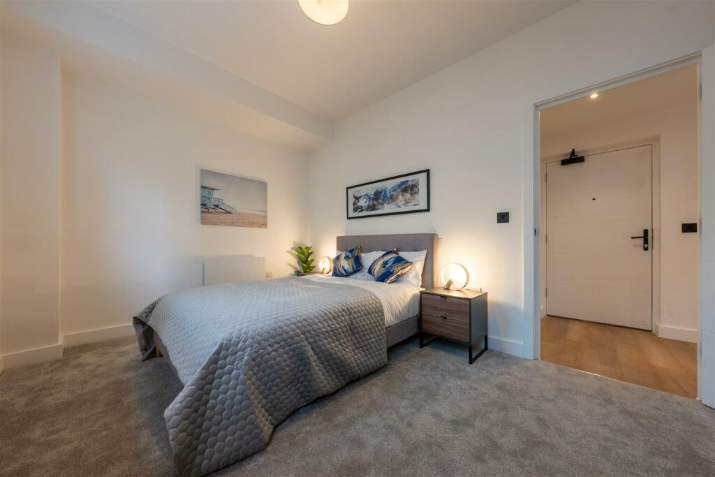 Flat 1 Reside-11.jpg