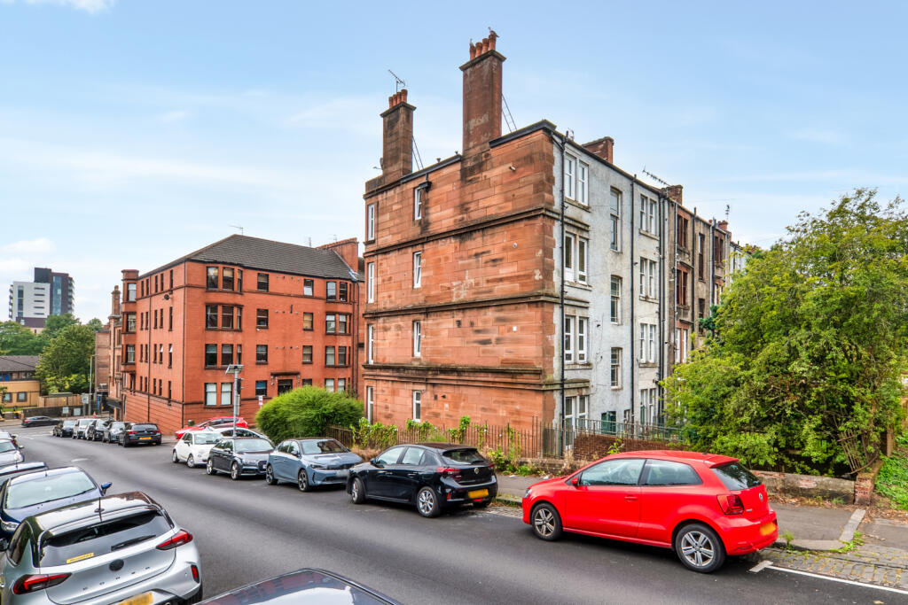 Flat3-2,2KennowayDr-32