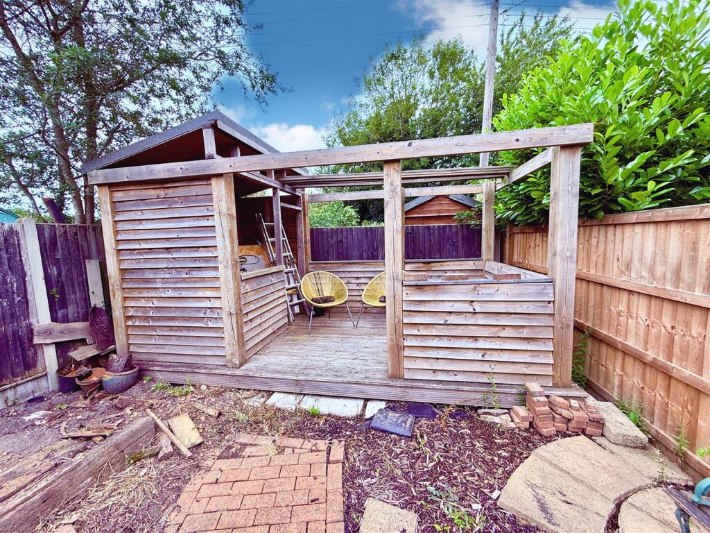 garden deck