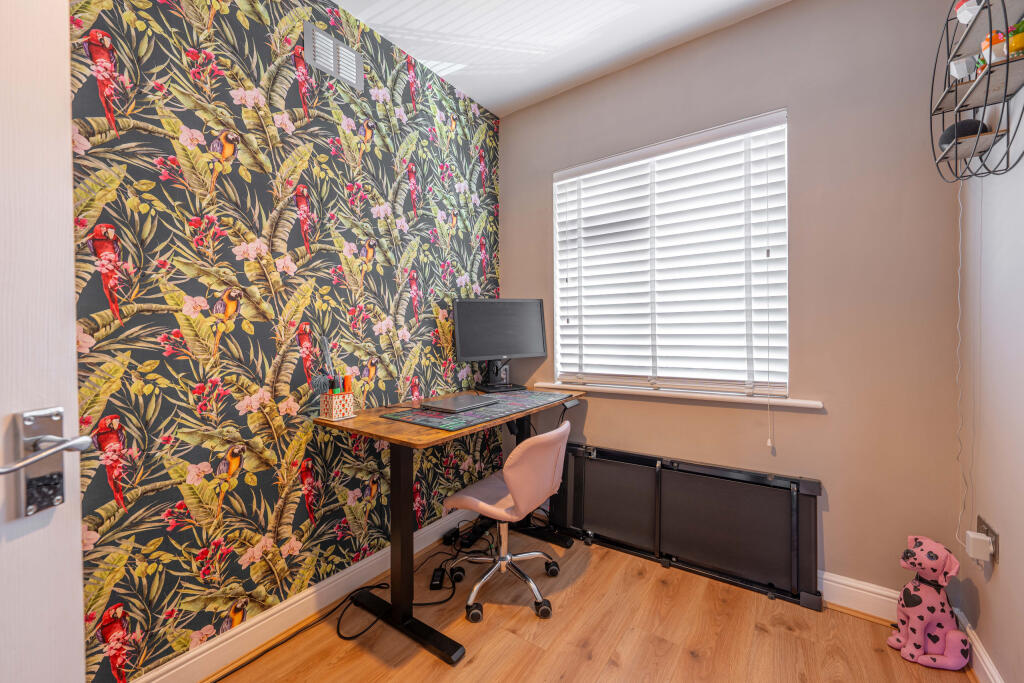 Wainbody Ave South 06400 