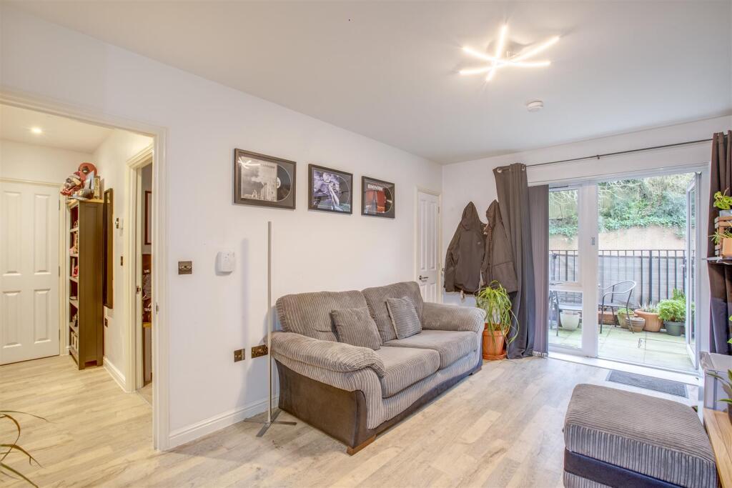 Lounge to Hallway