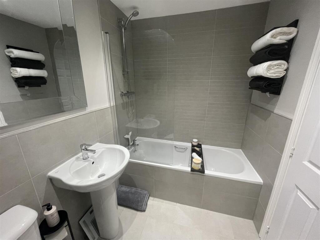 8 gatcombe 8.jpg