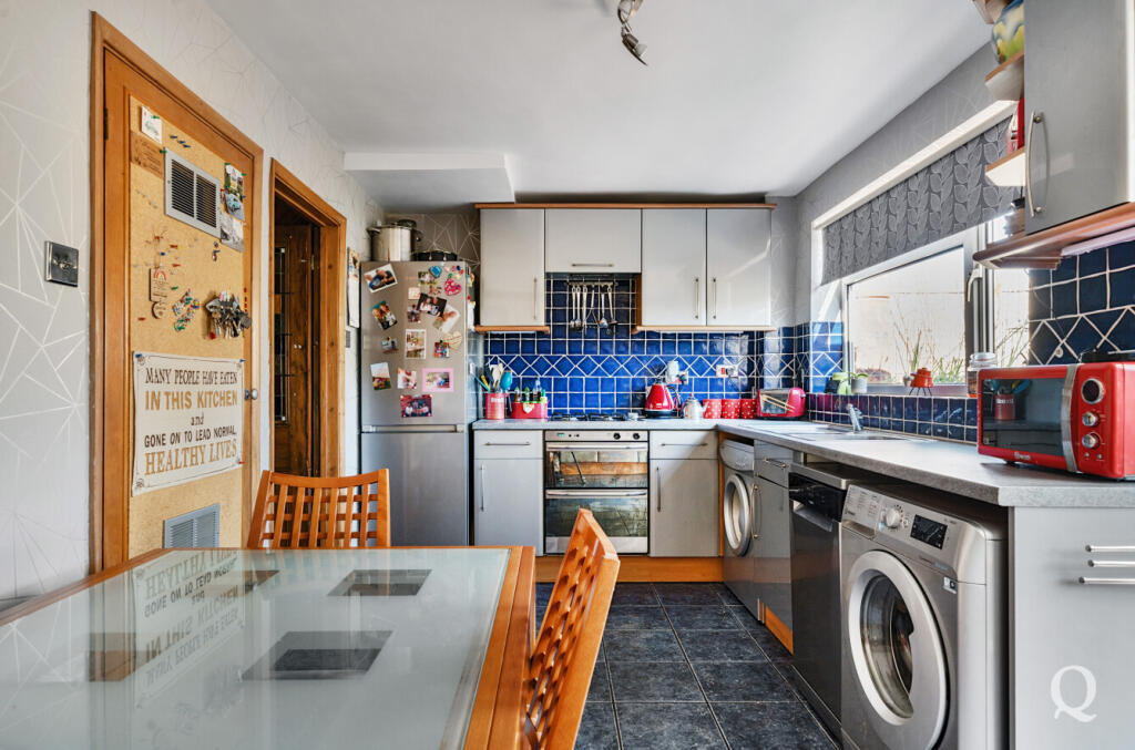 00e2c707-4a08-47c...