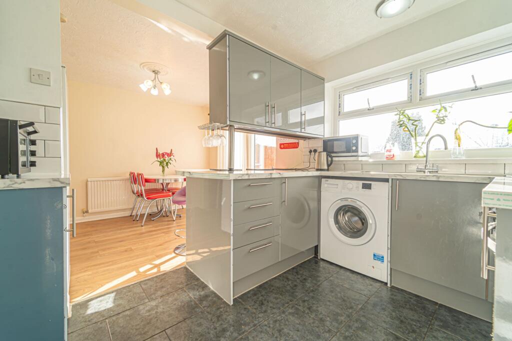 Kitchen/Dinning Room