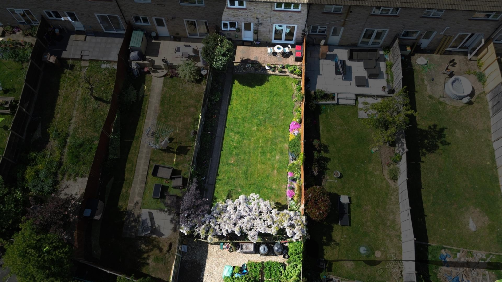 Garden 7 Nightingale Walk..png