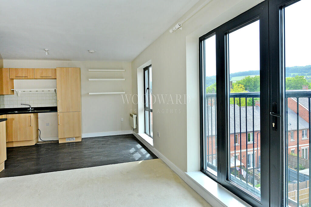 Open Plan Living/...