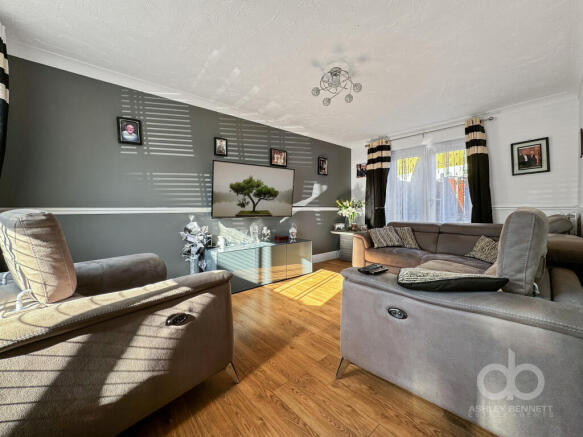 127762agx70394912img020000max656x437