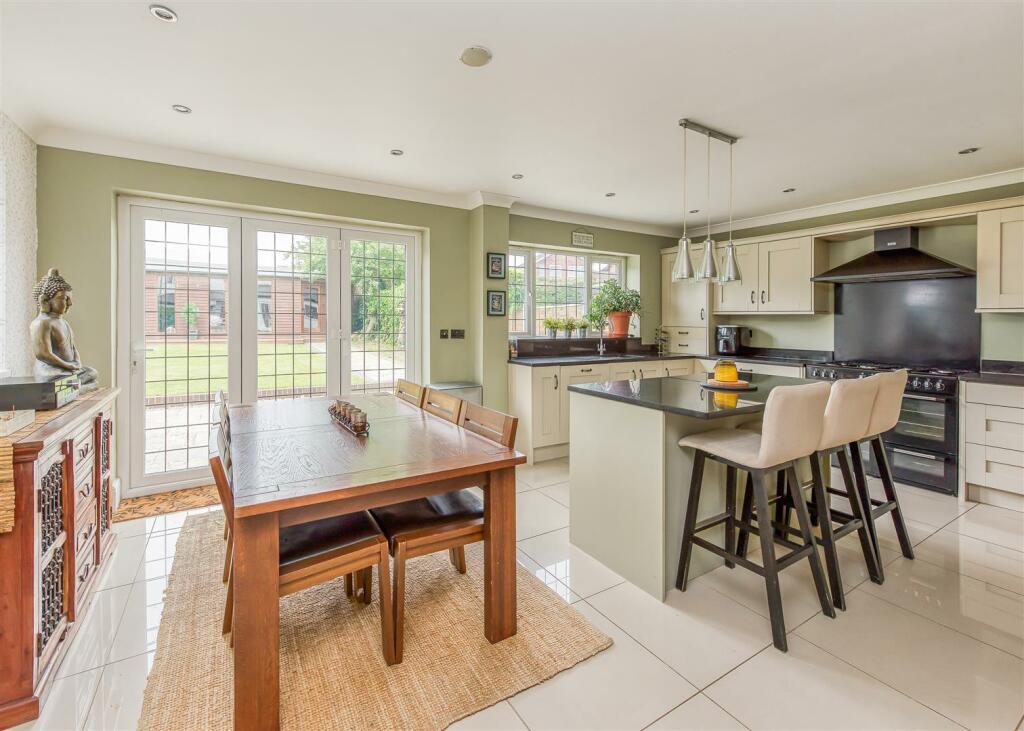 64 Langley Road-Dining Kitchen B.jpg