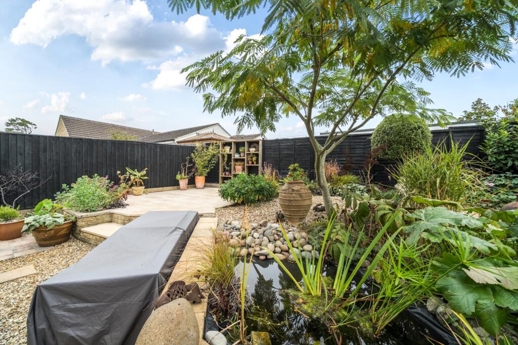 1369975-19-68f1474bea431