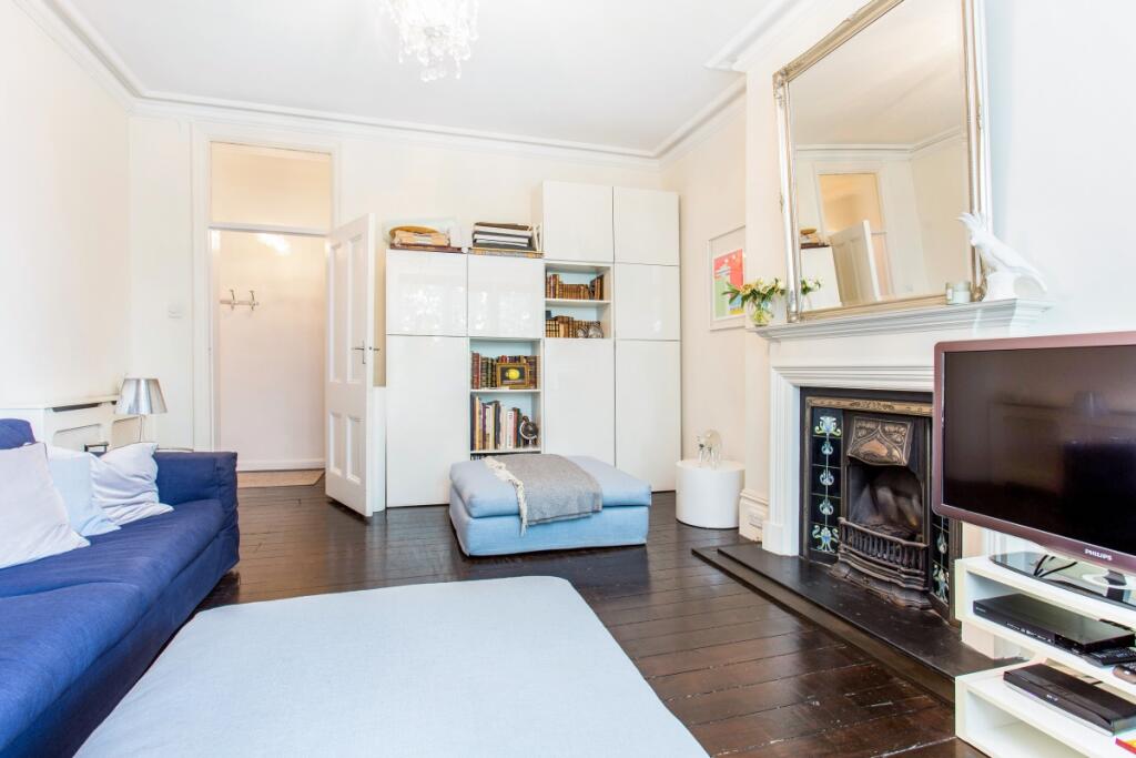 37 Esmond Gardens...