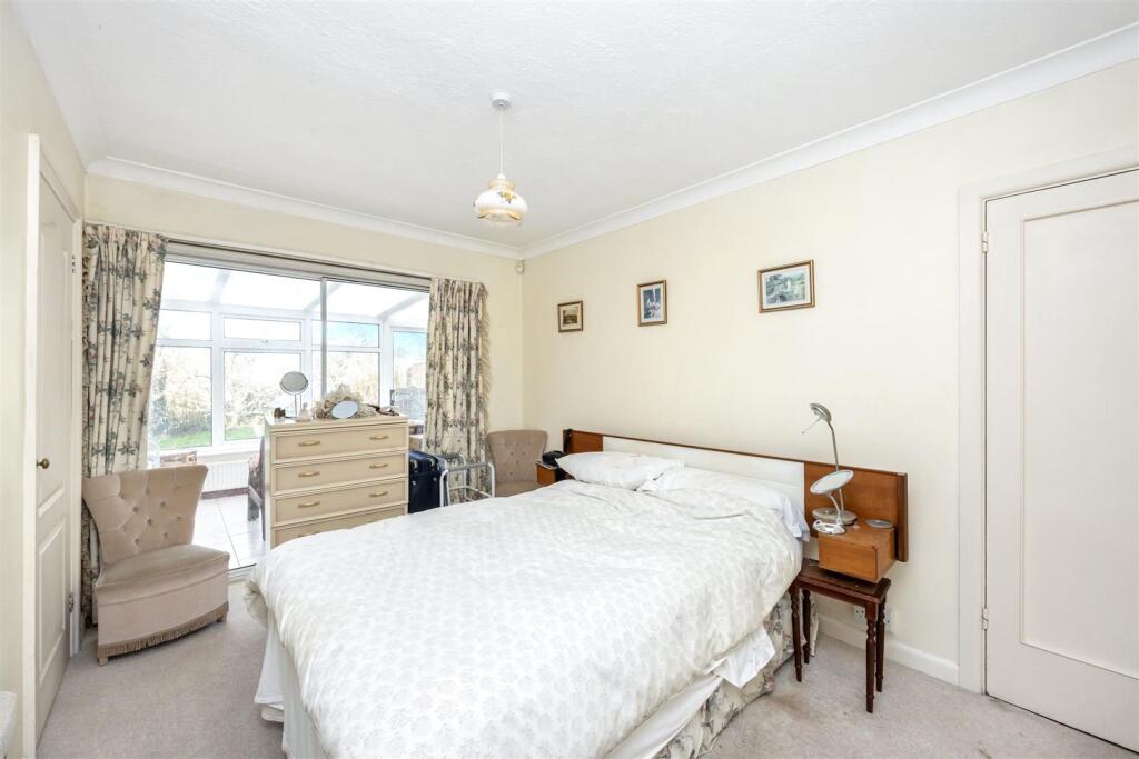 Larkfield Way 20 BEDROOM 2B.jpeg