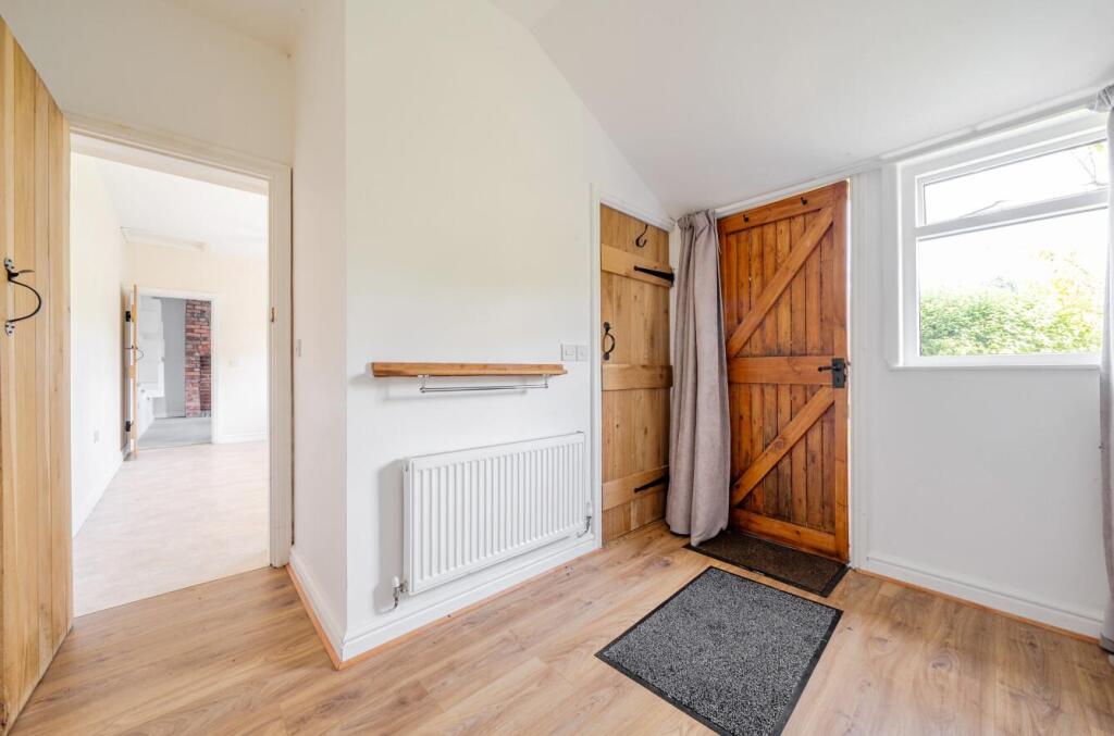 1296855-27-68409477665e5 - Copy.jpg