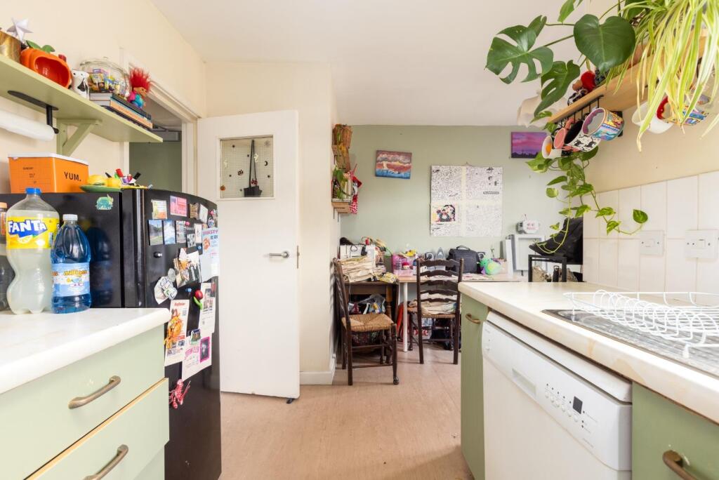 54 Cutler Road, BS13-7.jpg