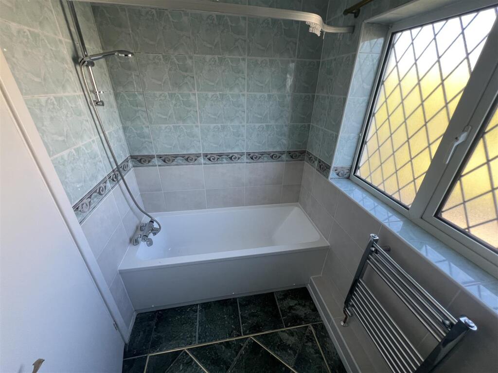 Photo 2025-10-06 15.38.06.jpg