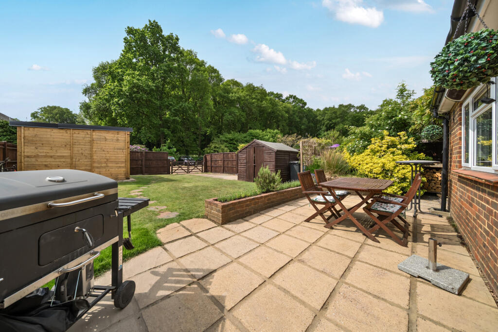 1295519-16-682b0e...