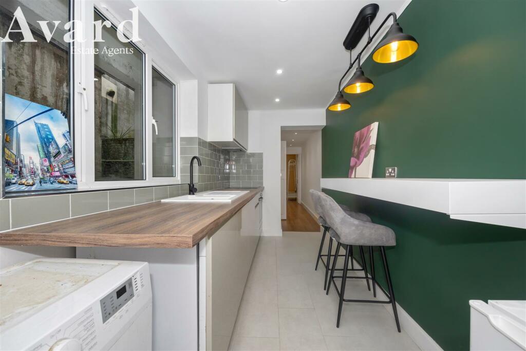 Devonshire Place, 1A-008.JPG