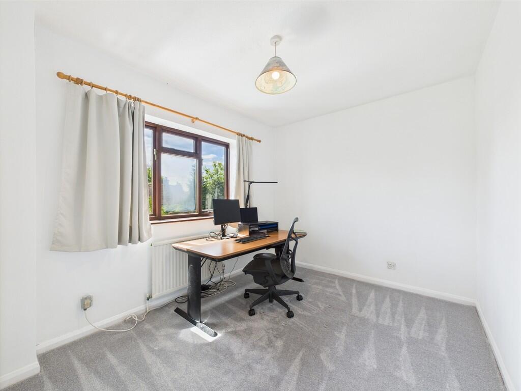 CAM04018G0-PR0234...