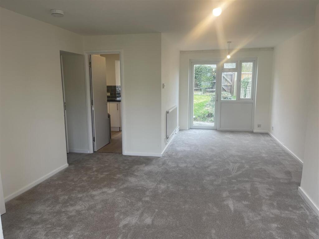 Double aspect living room