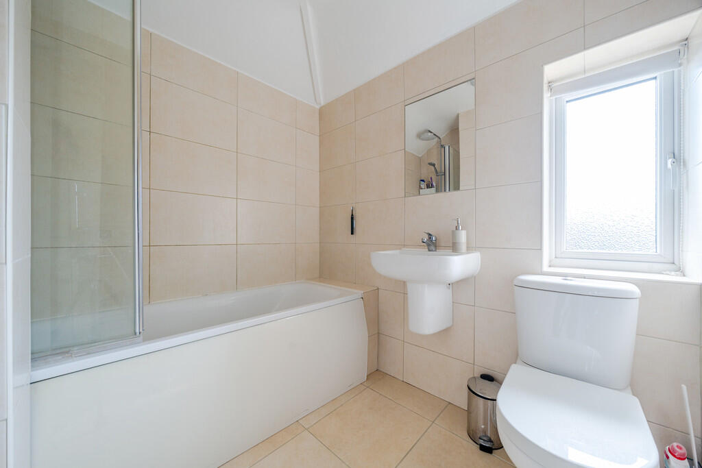 1303830-6-683dcaf...