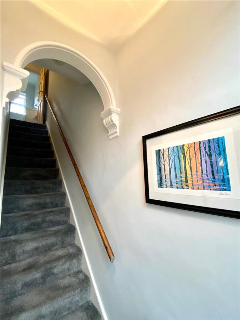 hirst street 16 ent.jpg