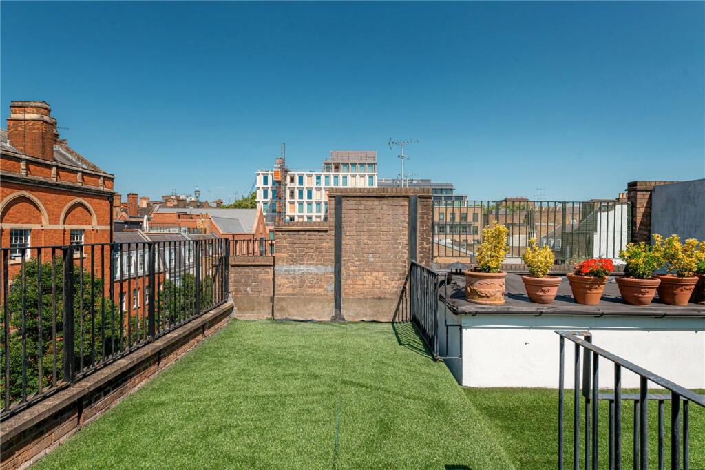 Roof Terrace 2