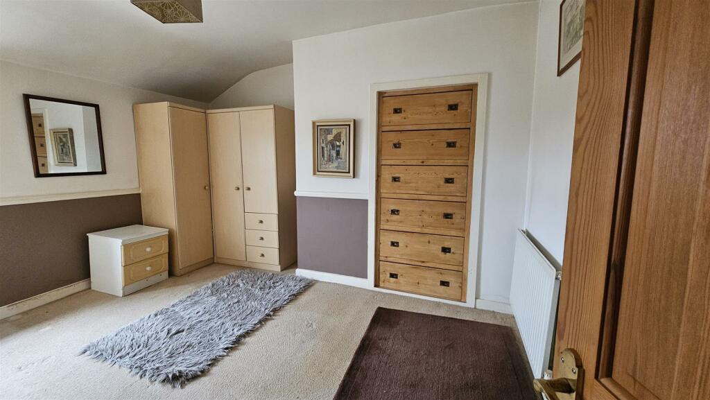 Bedroom (2).jpg