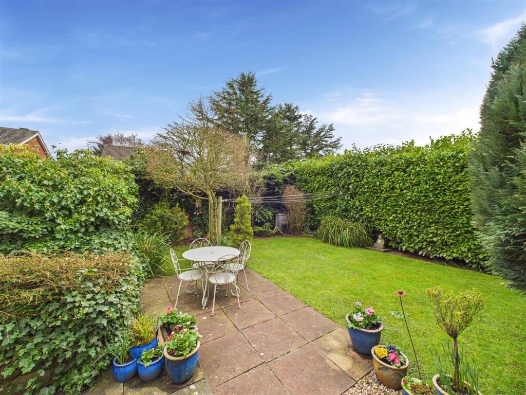 GARDEN