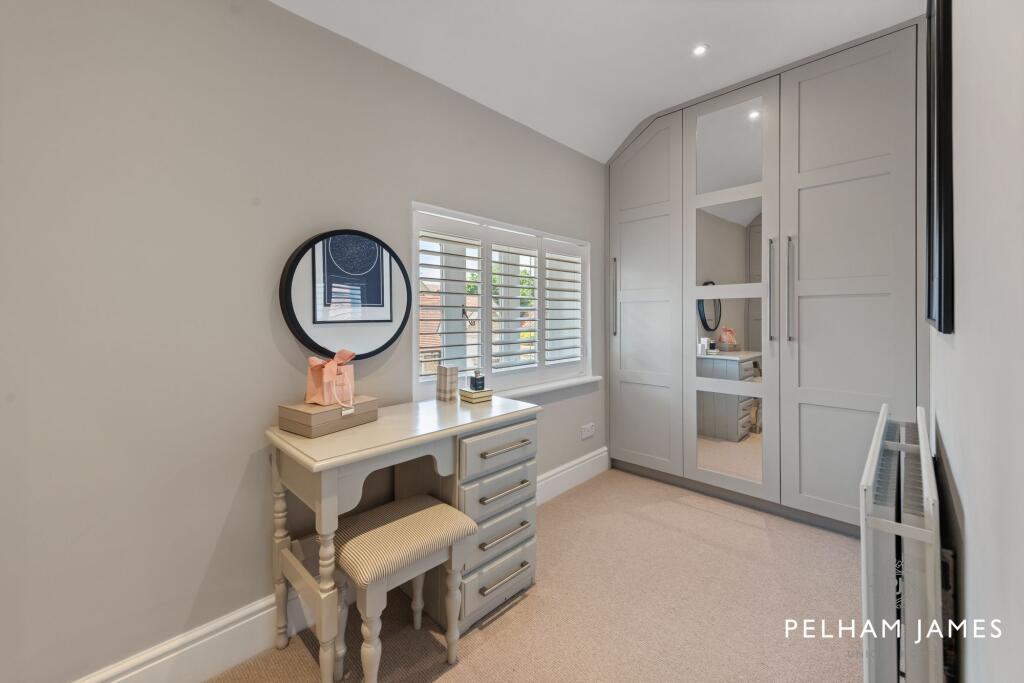 Dressing Room / Fourth Bedroom, The Old Post Office, Empingham