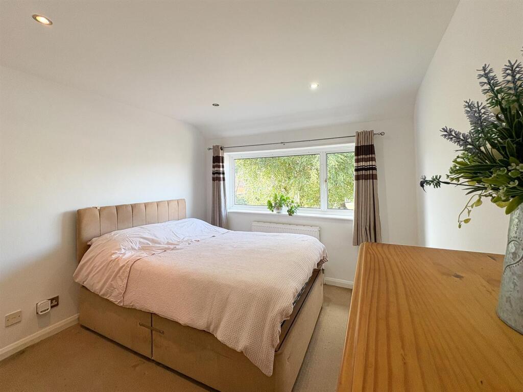Bedroom 2-1.jpg