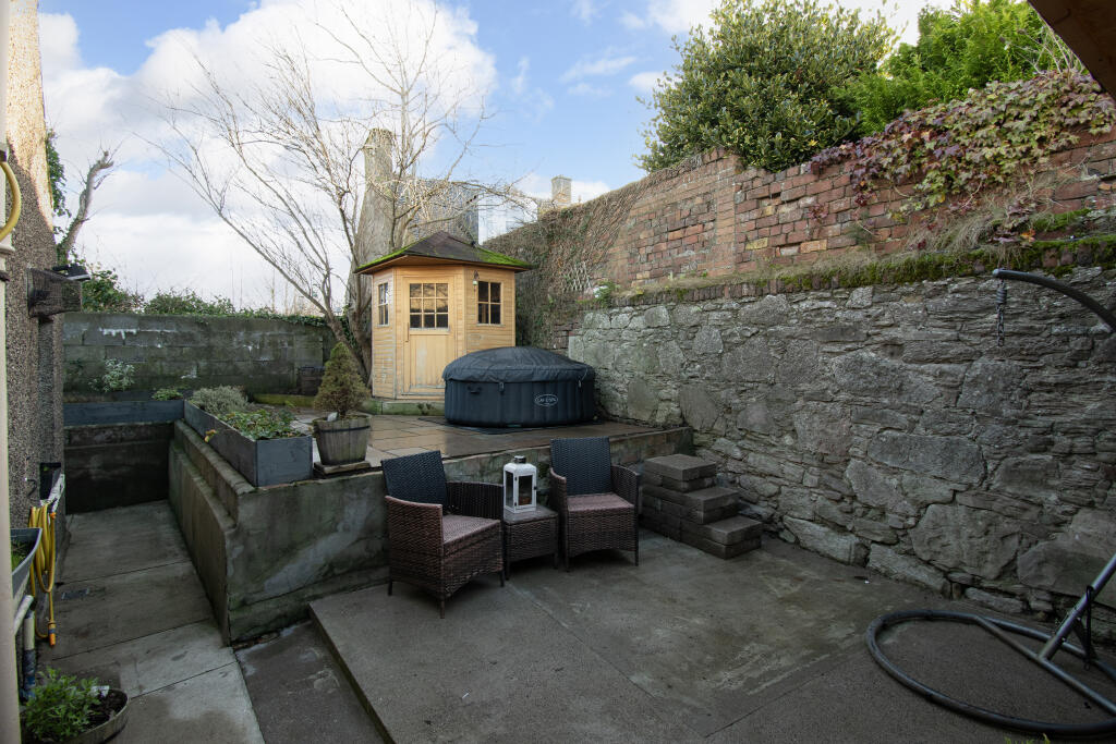 Exterior Seating &amp; Sauna