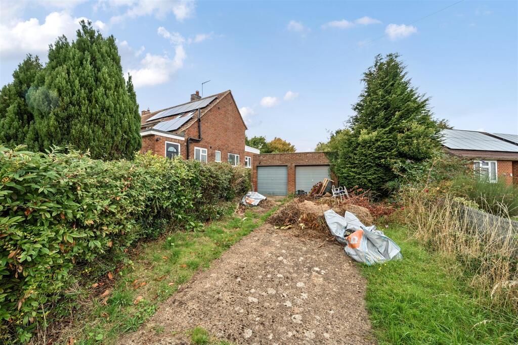 Building Plot Adjacent 10 Leys Road, Pattishall (8