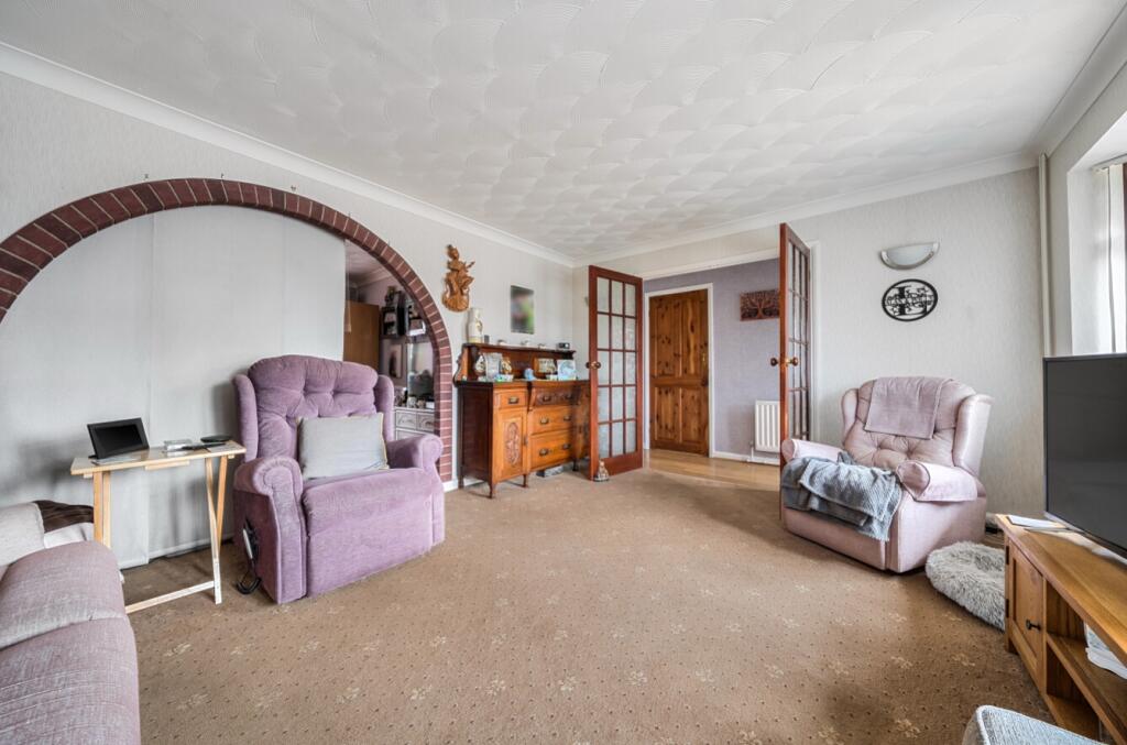 1377094-14-690c8610a0ca8