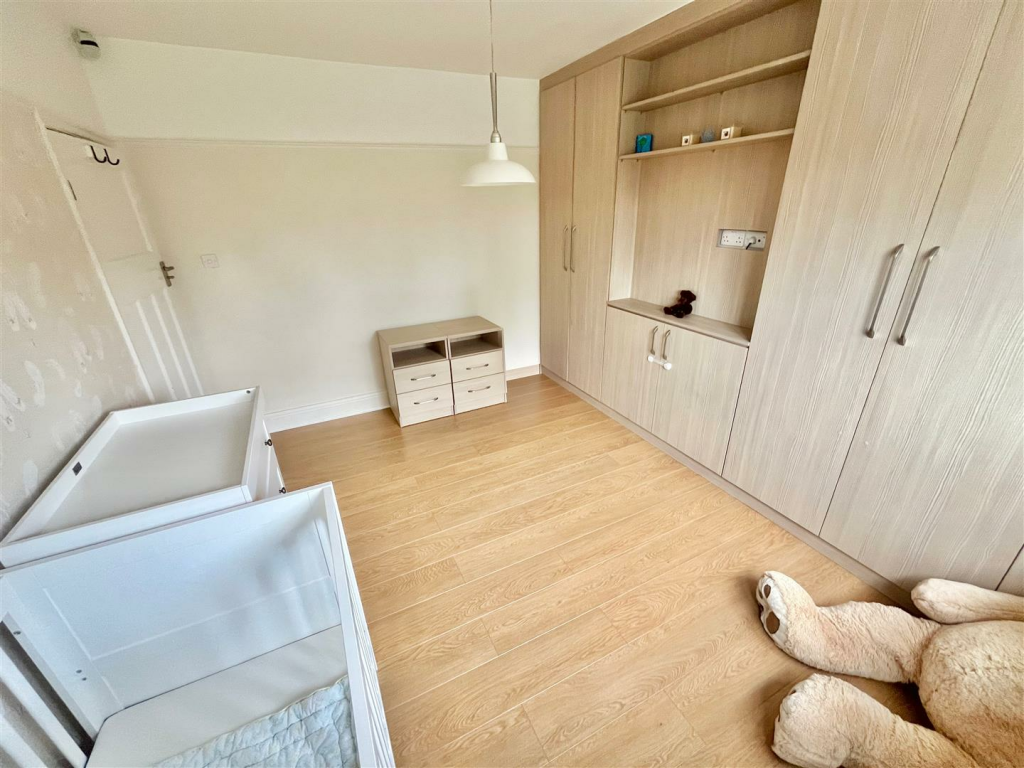 Bedroom 2 Aspect 2