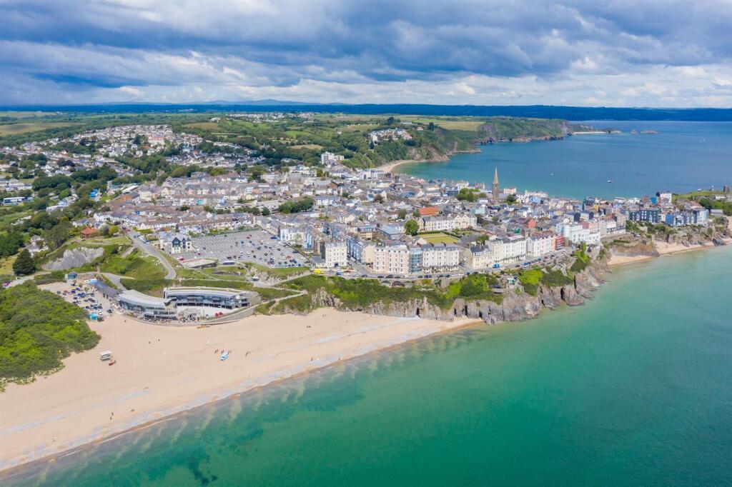 7 Waters Edge, Tenby