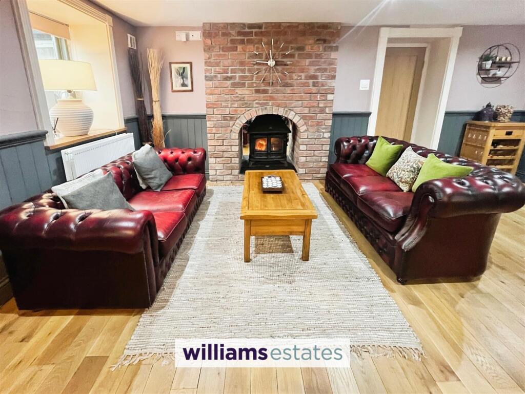 Kitchen Sitting Room