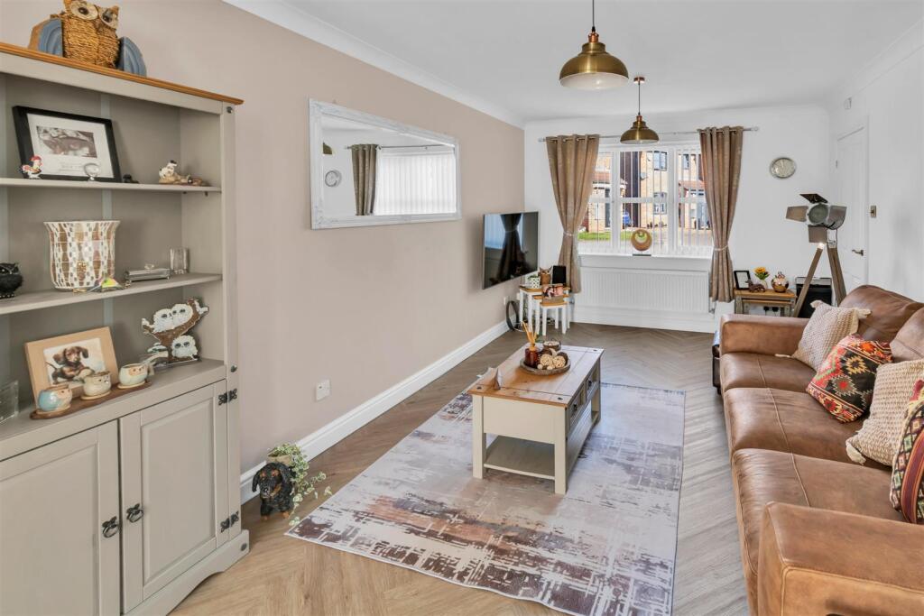 1ST RECEPTION ROOM