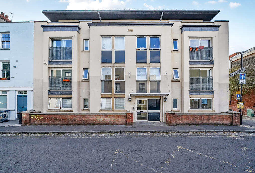 1344779-20-68b010...