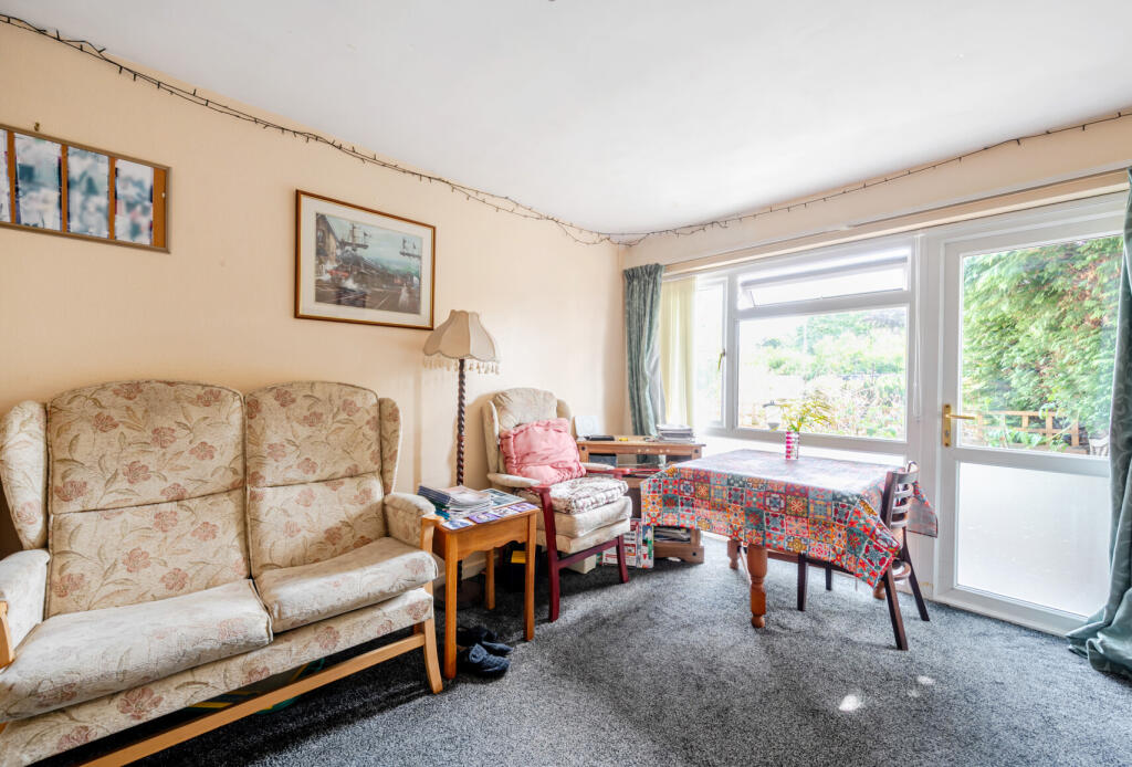 1335370-15-689b25...