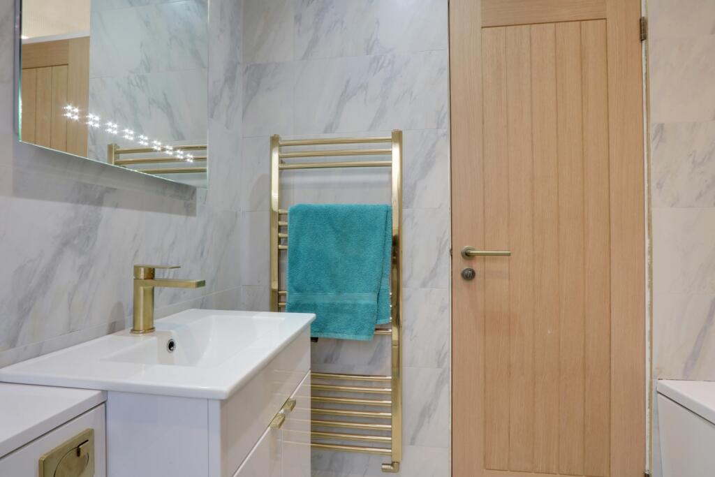 Bathroom 2