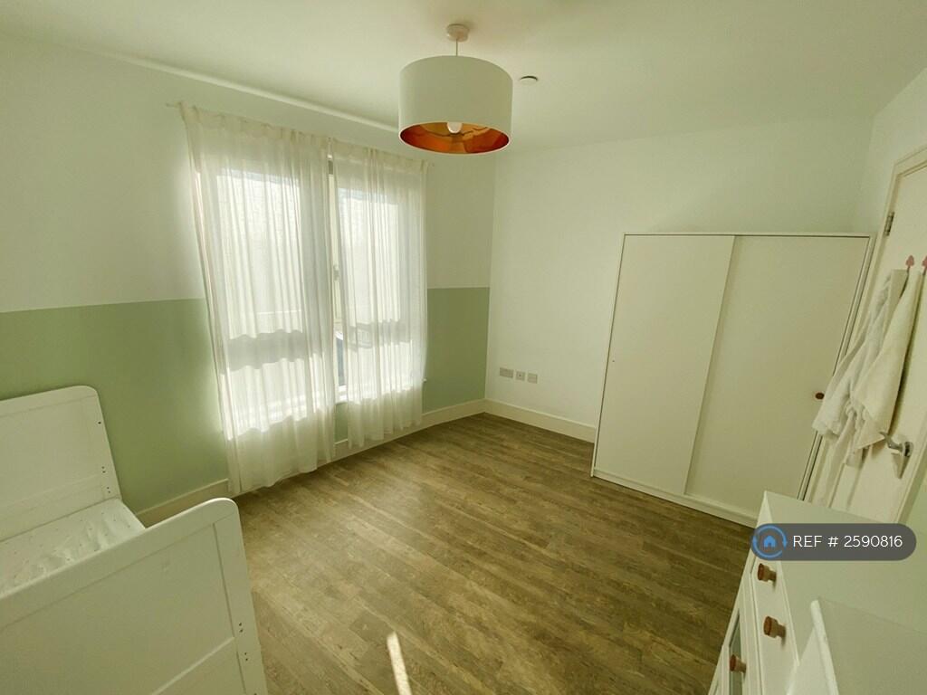 2nd Bedroom