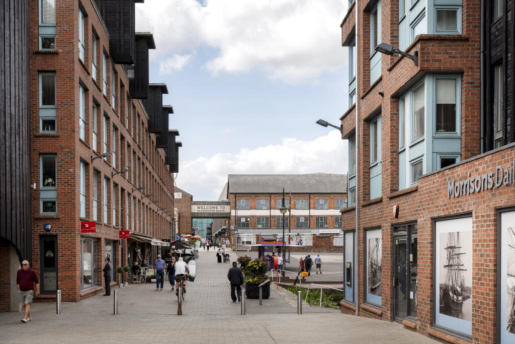 GLOUCESTER QUAYS